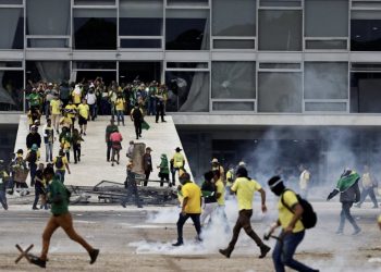 Advierte Lula que barbarie de ‘vándalos fascistas’ será castigada