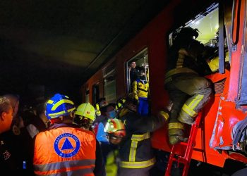 Dan de alta a 26 de 57 heridos por choque de trenes en Línea 3 del Metro