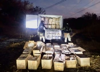 Aseguran camión con 1.4 toneladas de metanfetamina en Culiacán, Sinaloa