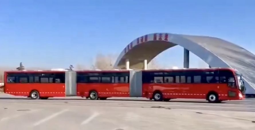 Recibirá CDMX su primer Metrobús biarticulado eléctrico procedente de China