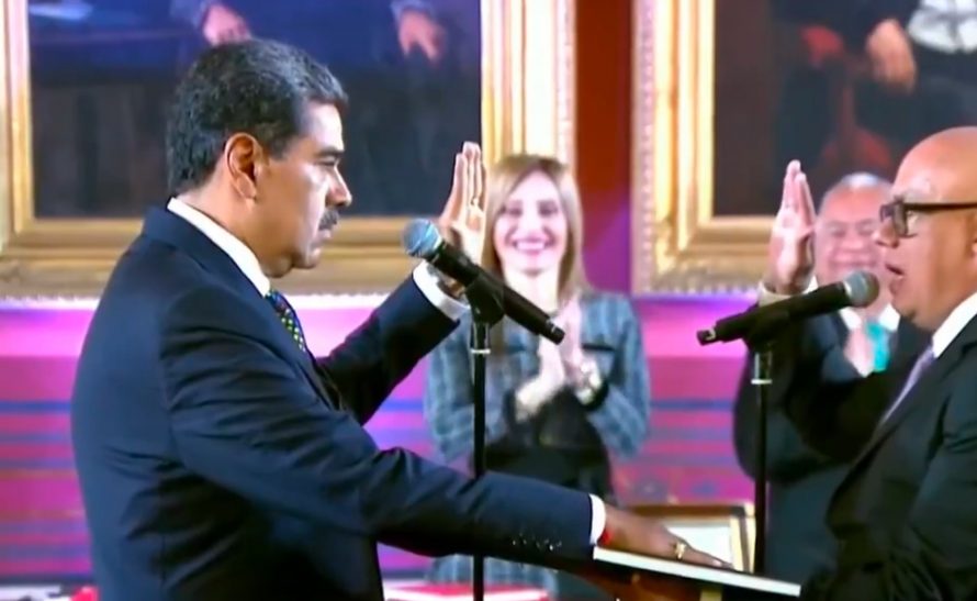 Jura Nicolás Maduro su tercer mandato como presidente de Venezuela