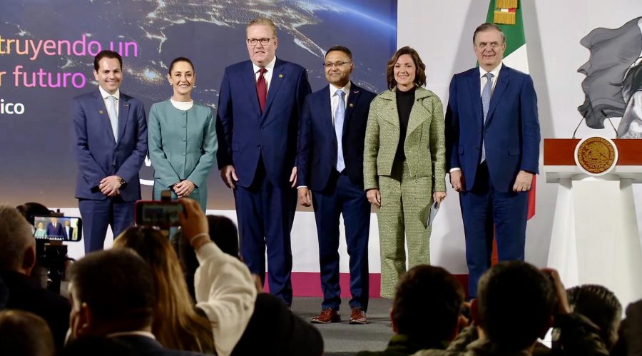 Anuncia Ebrard inversión de Amazon de 5 mil mdd; creará región digital en Querétaro