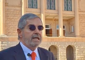 De la Fuente negocia con equipo de Trump sobre aranceles