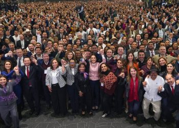 Pide Sheinbaum unidad a alcaldes y gobernadores para atender inseguridad, agua y a indígenas