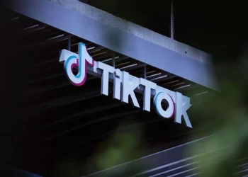 Avala Tribunal Supremo de EU ley que forzaría a TikTok a dejar de operar
