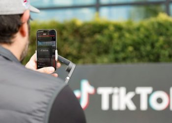 Deja TikTok de funcionar para usuarios de EU; desaparece de las tiendas de Apple y Google