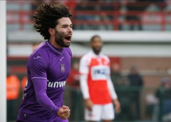 Debuta “Chino” Huerta con el Anderlecht y anota su primero gol