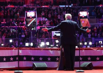 “Actuaré con velocidad histórica y arreglaré todas las crisis que enfrenta nuestro país”: Trump