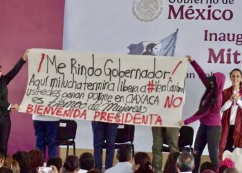 Burla saxofonista María Elena Ríos seguridad de Sheinbaum; acusa a Salomón Jara de dejar libre a su agresor