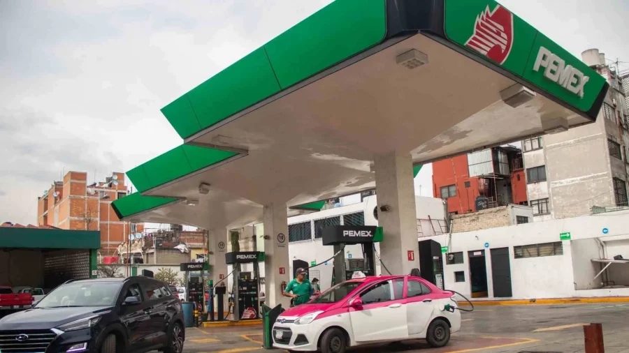 Proponen Alejandro Moreno y Manuel Añorve eliminar IEPS al precio de la gasolina