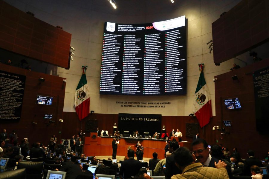 Posponen comisiones del Senado aprobación de reforma a la Ley de Infonavit