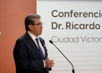 Reprueba Monreal que sus hermanos pretendan transferirse la gubernatura de Zacatecas