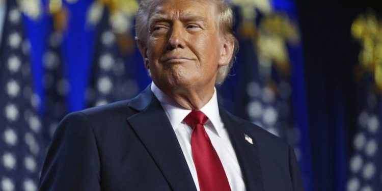 Entran en vigor aranceles del 25% a México y Canadá; Trump denuncia fracaso de ambos países para frenar flujo de fentanilo