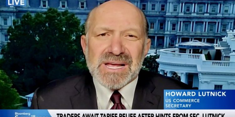 Podría EU aplicar exenciones de aranceles a México y Canadá: Howard Lutnick