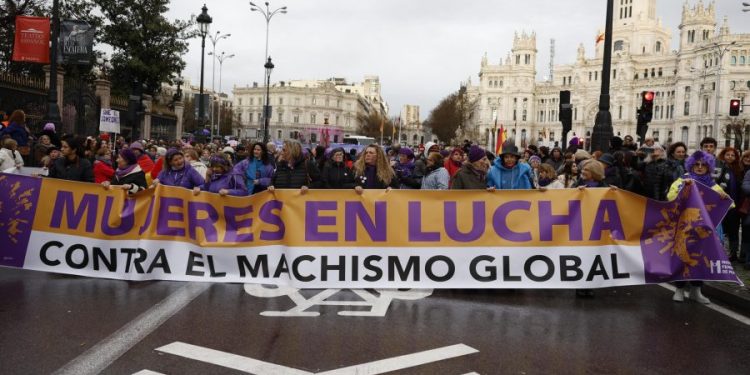 #8M Miles de mujeres marchan en el mundo en contra del machismo y a favor de sus derechos