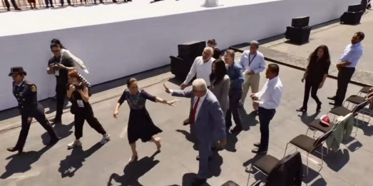 Se disculpan Adán Augusto, Manuel Velasco y Ricardo Monreal con Sheinbaum por “desaire”; fue “la emoción del momento”