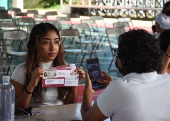 Eleva Senado a rango constitucional programa “Jóvenes Construyendo el Futuro”