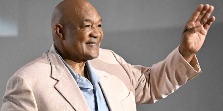 El gran peso pesado del boxeo George Foreman, muere a los 76 años