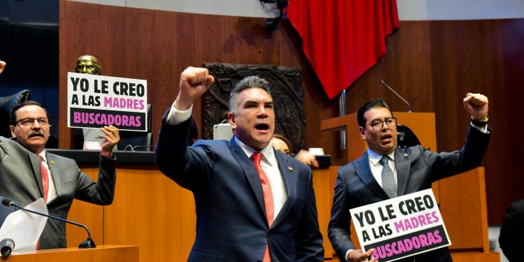 Propone Alejandro Moreno reformas para que dinero de origen dudoso no circule en el sistema financiero