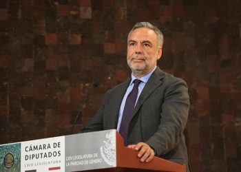 Discrepan senadores de Morena y oposición de propuesta de Alfonso Ramírez Cuéllar para eliminar fuero a legisladores