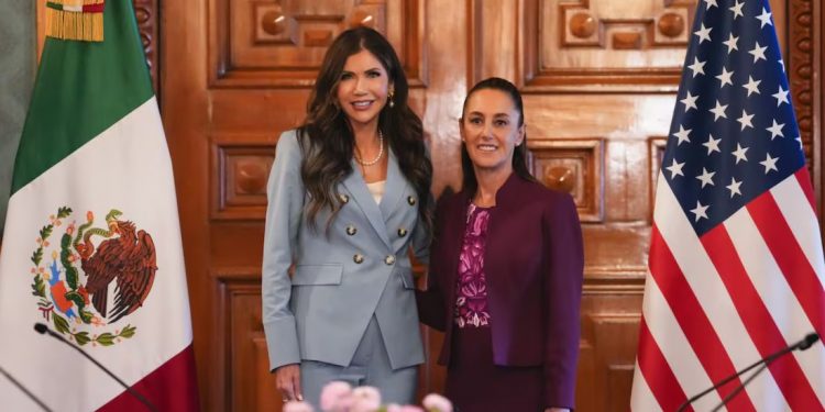“Aún falta mucho por hacer para detener el flujo de drogas e inmigrantes indocumentados”, Kristi Noem tras reunión con Sheinbaum