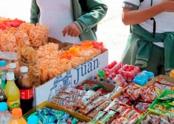 Entra en vigor este domingo prohibición de venta de comida “chatarra” en escuelas