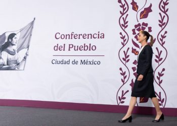 “Vallas alrededor de Palacio Nacional para proteger a manifestantes y policías”: Sheinbaum