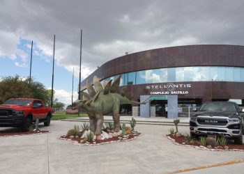 Suspende Stellantis producción en México y Canadá; afectará a miles de trabajadores