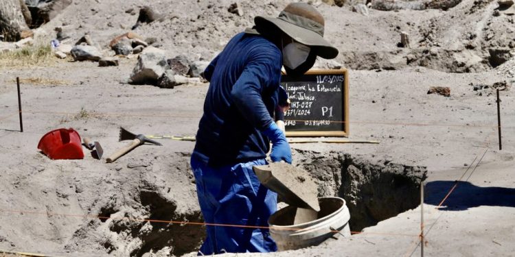 Reforma de Sheinbaum sobre desaparición forzada solo con parlamento abierto: PRI