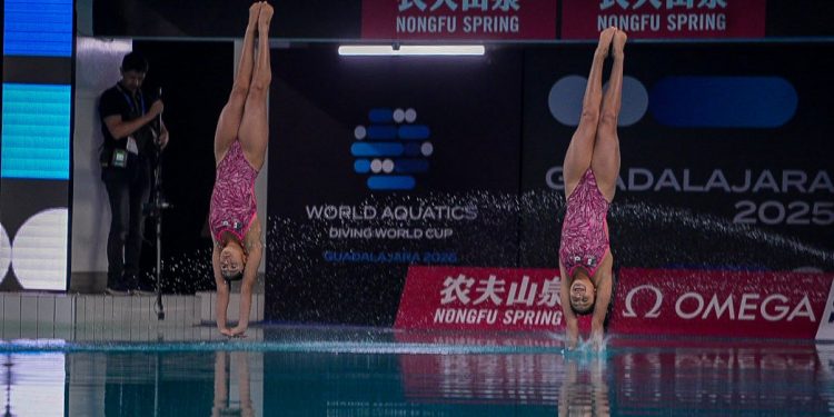 Ganan Lía y Mía Cueva primera medalla para México en Mundial de Clavados