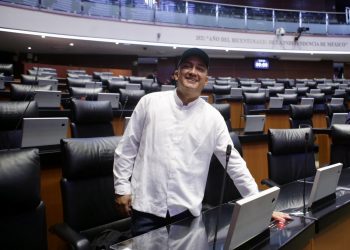Senador Antonino Morales celebra aval del Tribunal Electoral para promover elección judicial
