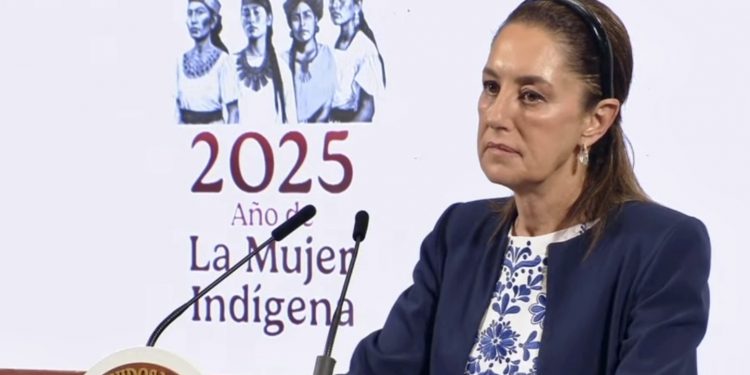 Marca Sheinbaum distancia con el fuero y llama a un debate nacional