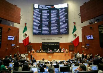 Morena en el Senado se reúne con representantes de Sheinbaum para analizar la Ley de Telecomunicaciones