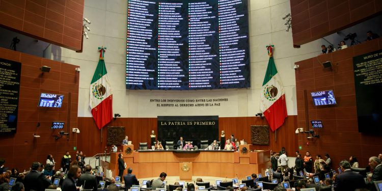 Morena en el Senado se reúne con representantes de Sheinbaum para analizar la Ley de Telecomunicaciones