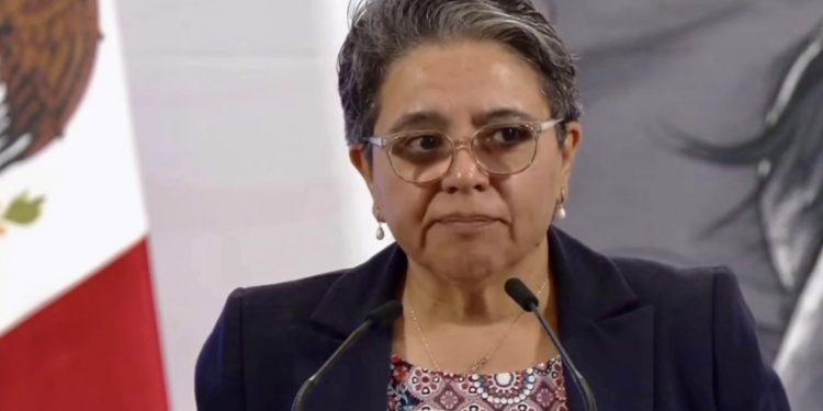 Inhabilitan a empresa e investigan a otras 16 farmacéuticas por irregularidades en compra de medicamentos