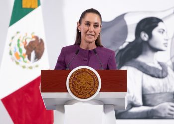 Cinco mexicanos detenidos en redadas en Colorado; Sheinbaum ofrece respaldo
