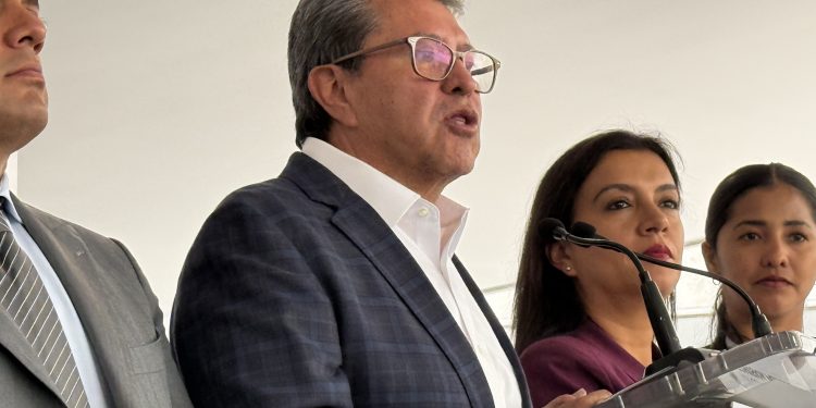 Monreal anuncia periodos extraordinarios en junio y agosto para impulsar 22 reformas clave