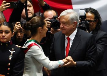 “No soportan el silencio”, Sheinbaum responde a críticas sobre ausencia de AMLO