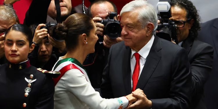 “No soportan el silencio”, Sheinbaum responde a críticas sobre ausencia de AMLO