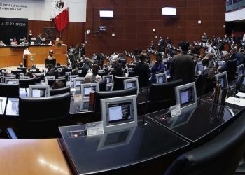 Senado recibe minutas sobre salario mínimo, protección a menores y trenes