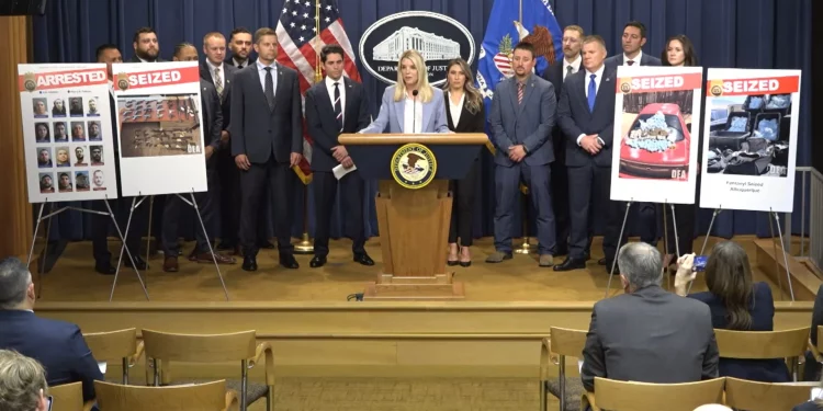 Sheinbaum llama a EEUU a hacer su parte contra el tráfico de fentanilo