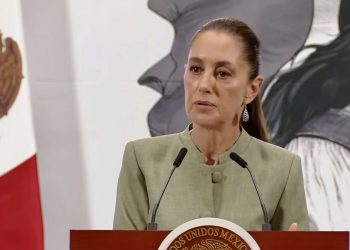 Sheinbaum cuestiona a EEUU por pactar con “terroristas”; exige explicación por entrega de familia de Ovidio Guzmán