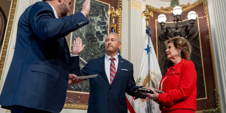 Sheinbaum recibirá el lunes al nuevo embajador de EEUU, Ron Johnson