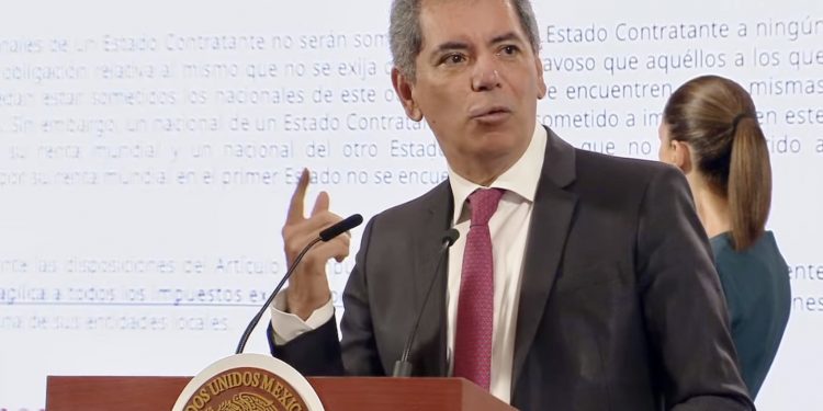 Impuesto a remesas violaría Tratado para Evitar la Doble Tributación entre México-EEUU, alerta Hacienda