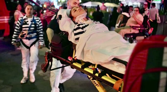 Colisión de buque escuela Cuauhtémoc contra puente de Brooklyn deja 22 tripulantes heridos; tres de consideración