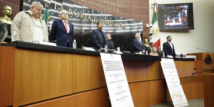 Alertan sobre desbalance regulatorio frente a plataformas digitales