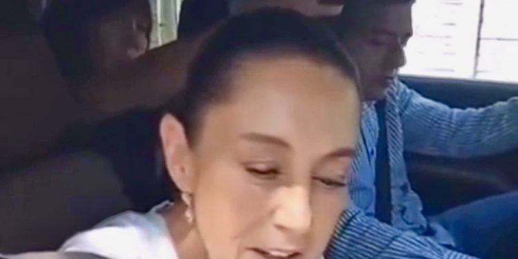 “¡Claudia, regrésanos la comida chatarra!”, niño sorprende a Sheinbaum en su visita a SLP