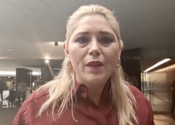 Senadora Verónica Camino llama a votar informados en elección del Poder Judicial