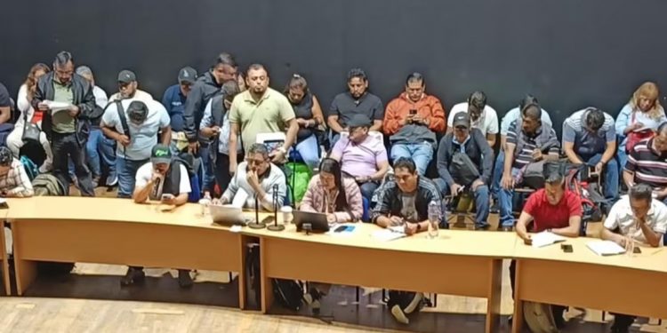 Maestros de la Sección 22 de la CNTE acuerdan levantar paro tras consulta cerrada