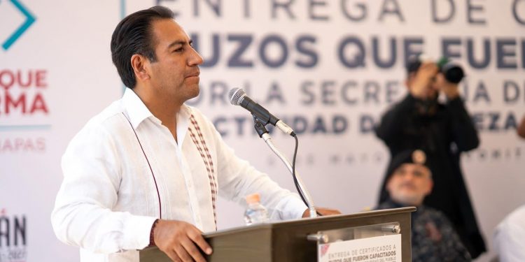 Con paz y capacitación, Chiapas se proyecta como destino mundial: Eduardo Ramírez
